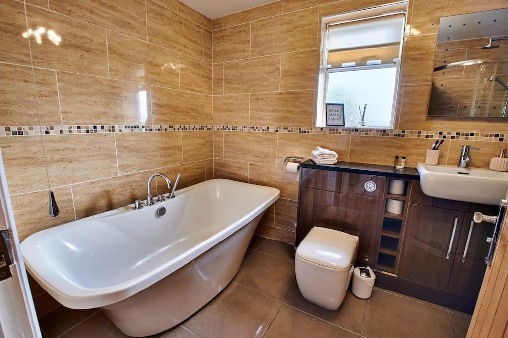 The Chase, Luxury Hot Tub Retreat, Pets Welcomed Dipton Exteriör bild
